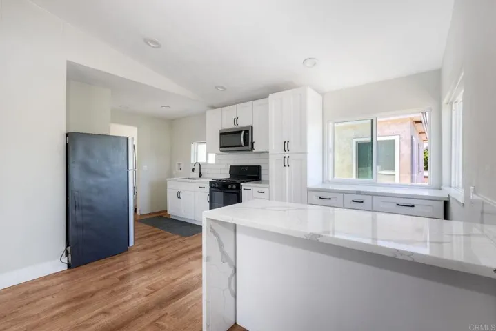 2774 Vista Vista Way, National City, California 91950