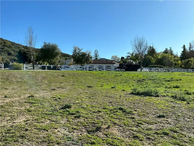2831 Lynnview, Newbury Park, California 91320 — photo 4