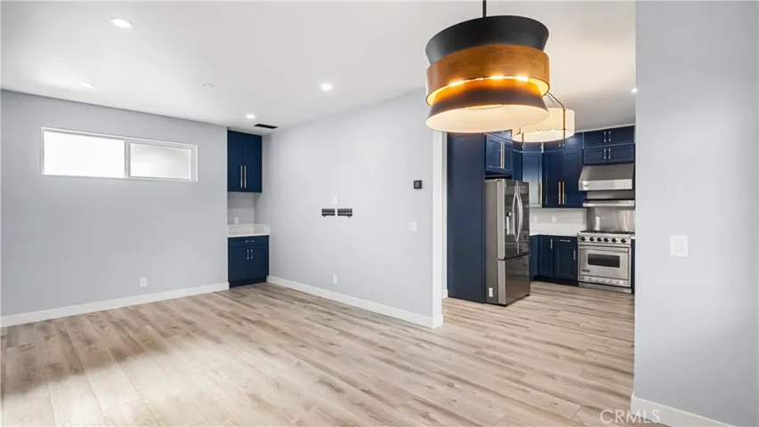 727 B E Myrtle Avenue, Glendora, California 91741