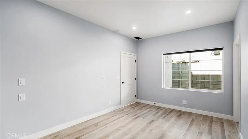 727 B E Myrtle Avenue, Glendora, California 91741