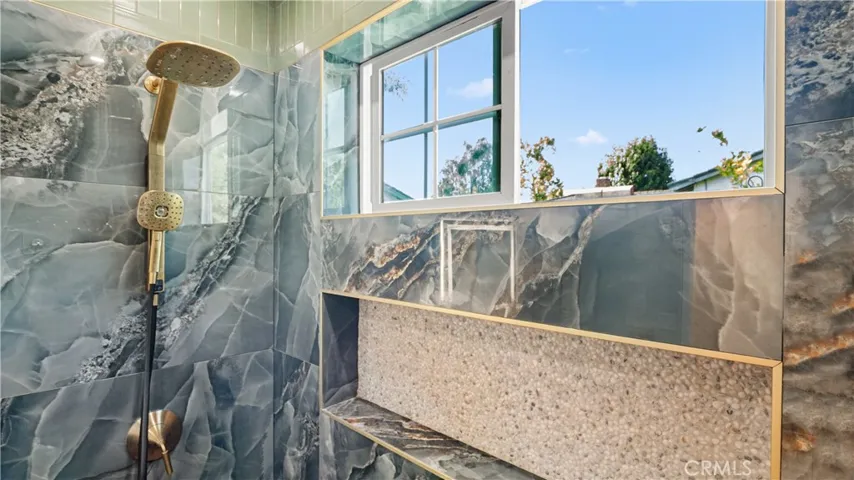 727 B E Myrtle Avenue, Glendora, California 91741