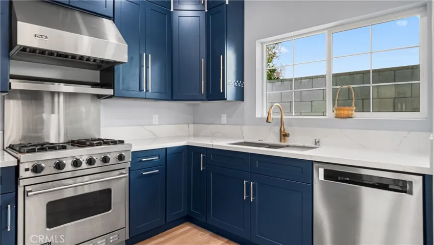 727 B E Myrtle Avenue, Glendora, California 91741