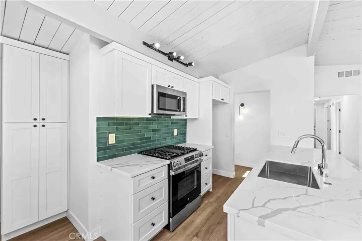 Kitchen area