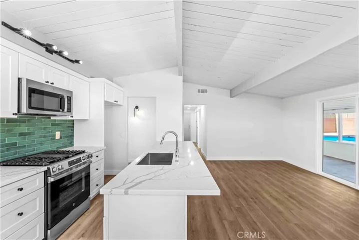 Kitchen other view