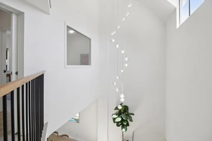 767 Loma Verde B, Palo Alto, California 94303