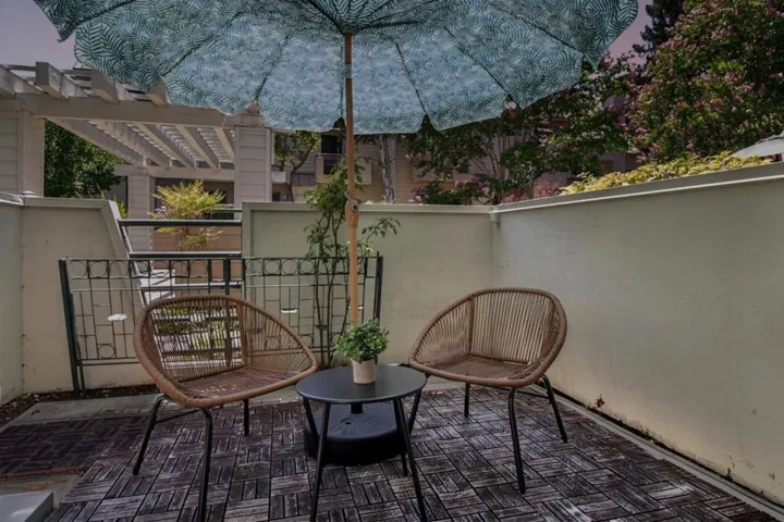 767 Loma Verde B, Palo Alto, California 94303