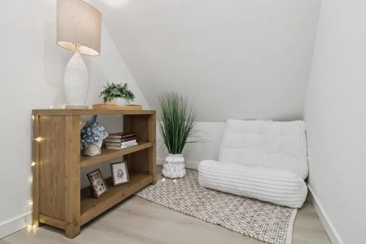 767 Loma Verde B, Palo Alto, California 94303