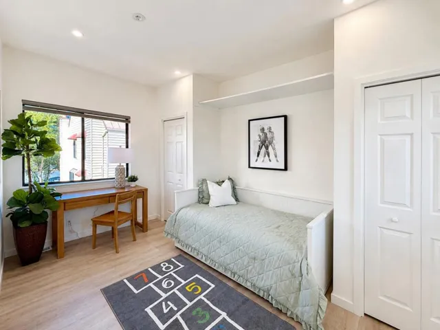 767 Loma Verde B, Palo Alto, California 94303