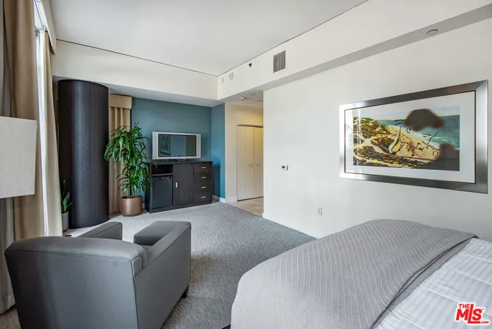 13650 Marina Pointe Drive 905, Marina Del Rey, California 90292