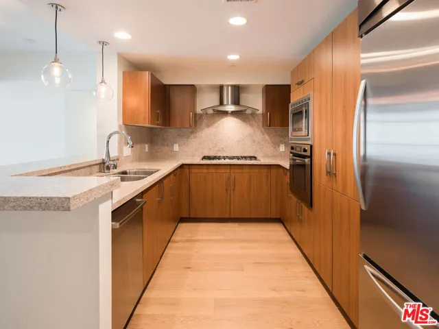 13650 Marina Pointe Drive 905, Marina Del Rey, California 90292