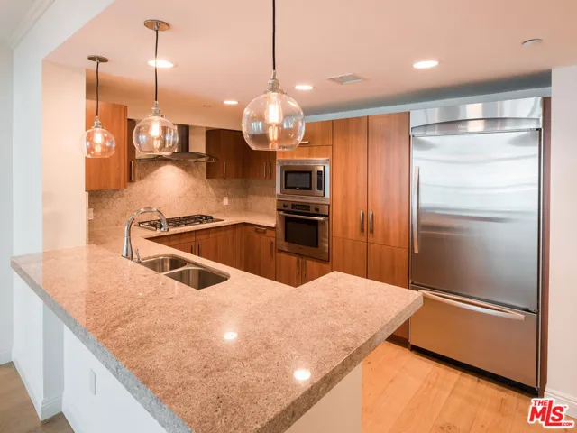 13650 Marina Pointe Drive 905, Marina Del Rey, California 90292