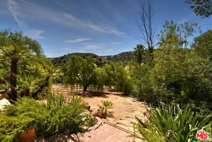 24926 Jim Bridger Road, Hidden Hills, California 91302