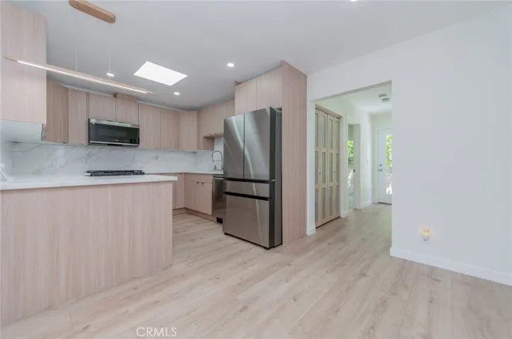 4534 Lennox, Sherman Oaks, California 91423