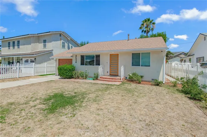 4534 Lennox, Sherman Oaks, California 91423