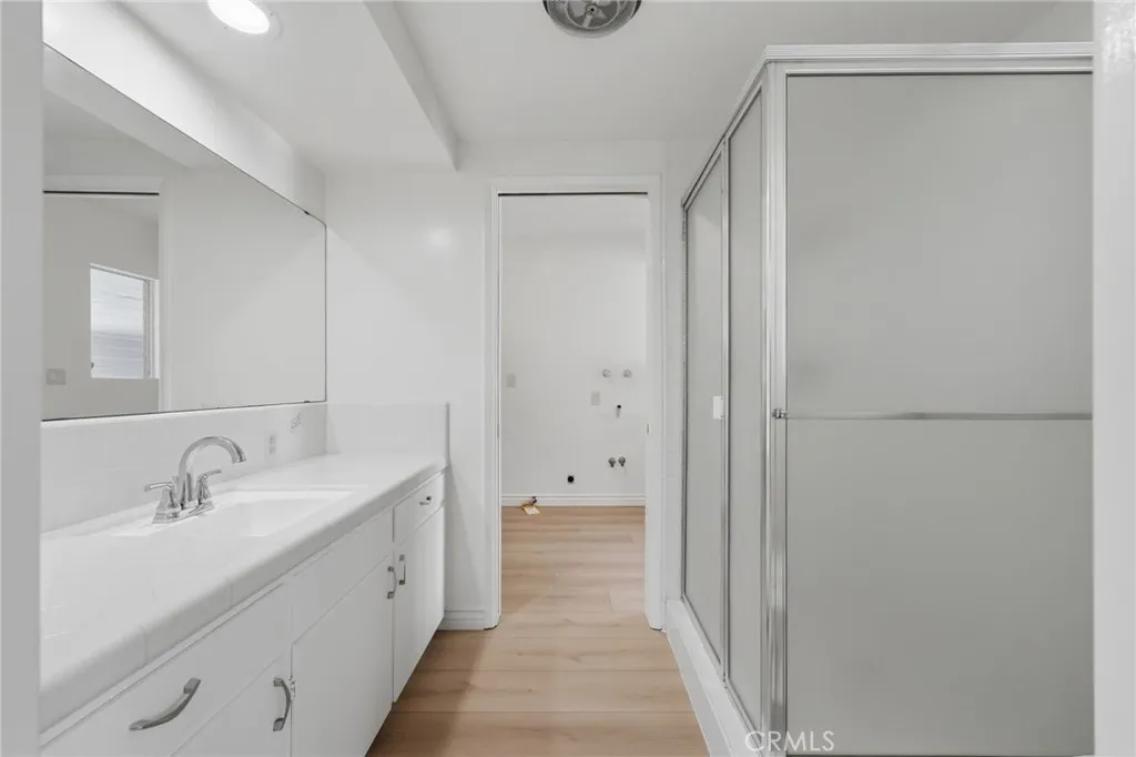 Master Bathroom.
