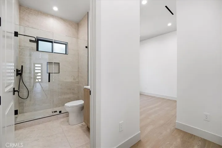 14902 Hubbard, Sylmar, California 91342