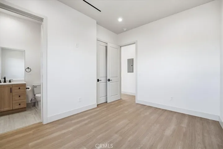 14902 Hubbard, Sylmar, California 91342