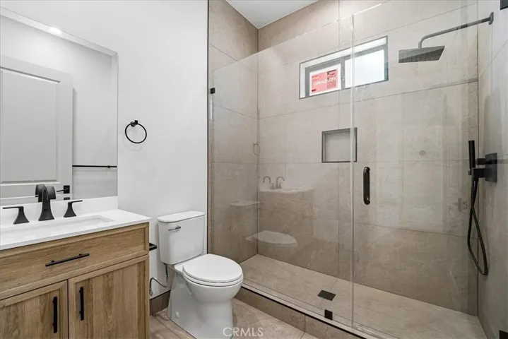 14902 Hubbard, Sylmar, California 91342