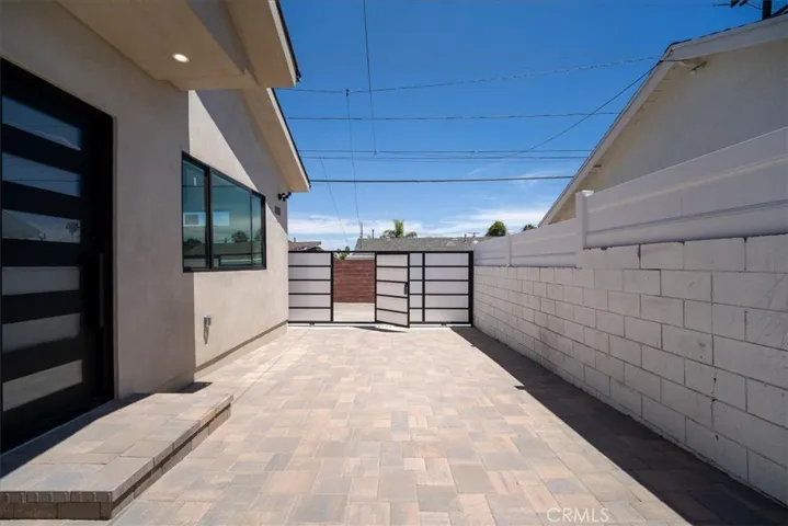 14902 Hubbard, Sylmar, California 91342