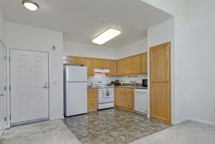 512 Martha Street 207, San Jose, California 95112