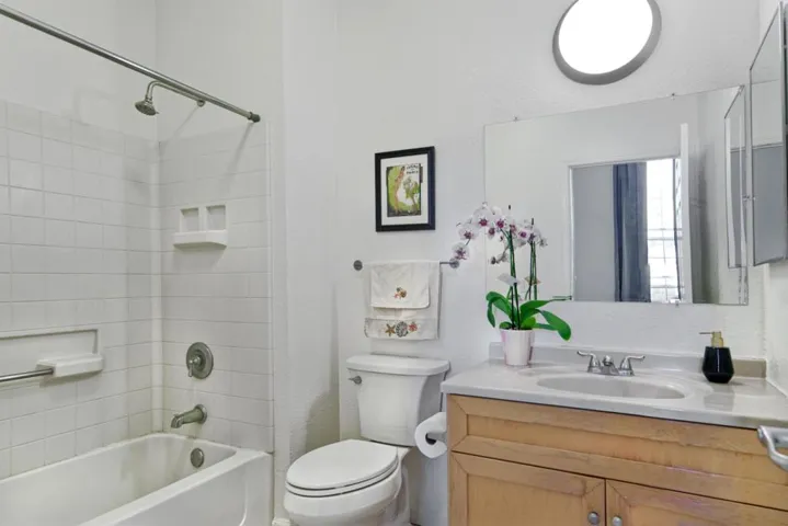 512 Martha Street 207, San Jose, California 95112