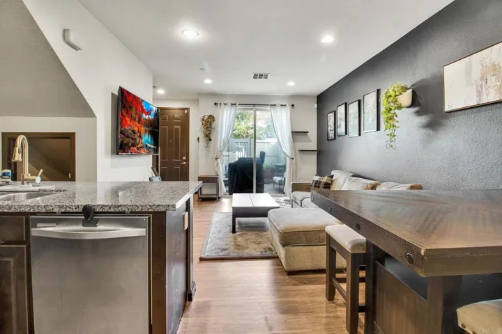 1397 Caminito Veranza 1, Chula Vista, California 91915
