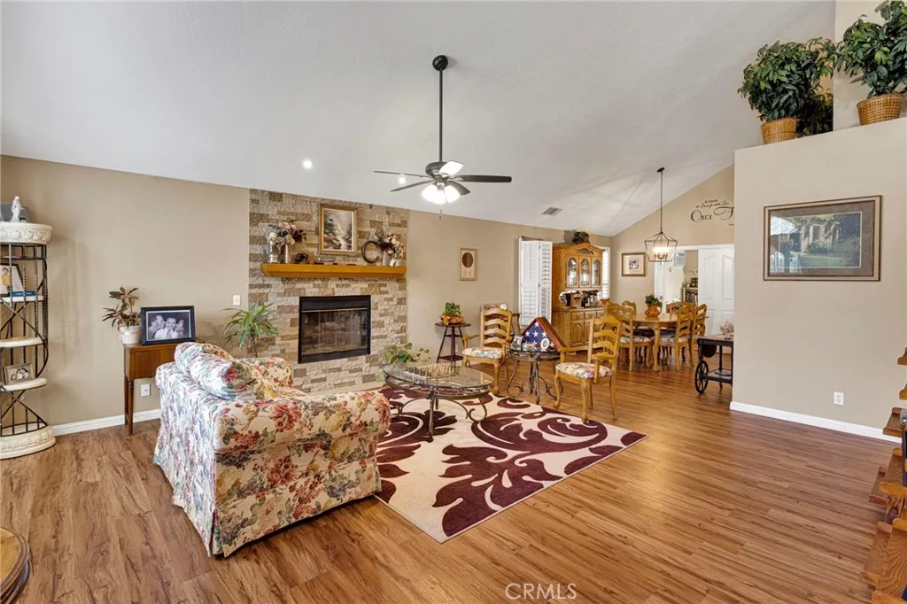 15186 Little Bow Lane, Helendale, California 92342 — photo 4