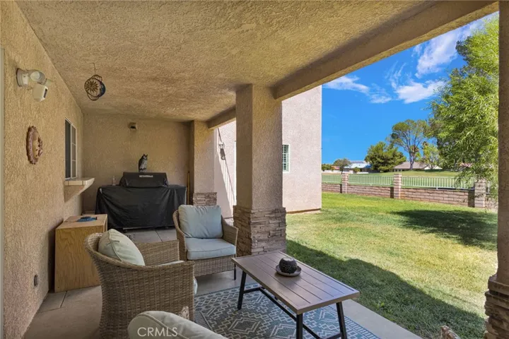 15186 Little Bow Lane, Helendale, California 92342