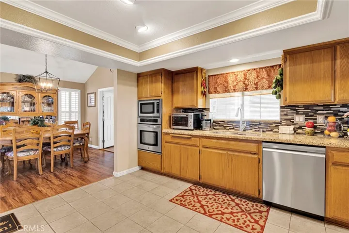 15186 Little Bow Lane, Helendale, California 92342