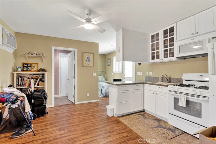15186 Little Bow Lane, Helendale, California 92342
