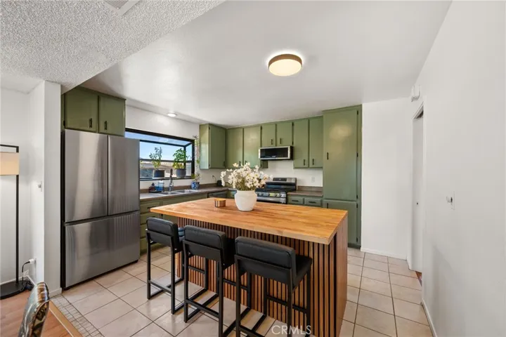 1210 E Foster Road B, Santa Maria, California 93455