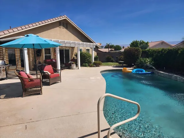 Pool 1