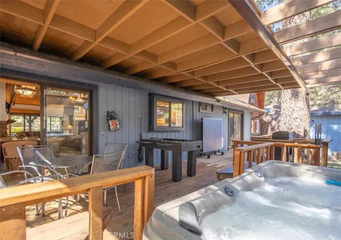 620 Elysian Boulevard, Big Bear City, California 92314