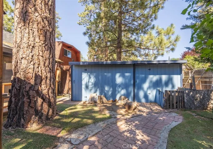 620 Elysian Boulevard, Big Bear City, California 92314