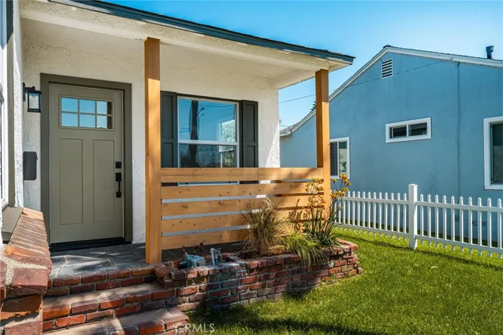 7338 Passons Boulevard, Pico Rivera, California 90660