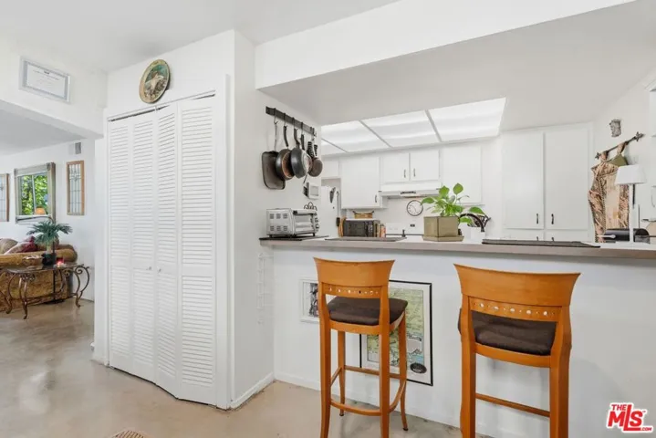 906 N Doheny Drive 221, West Hollywood, California 90069