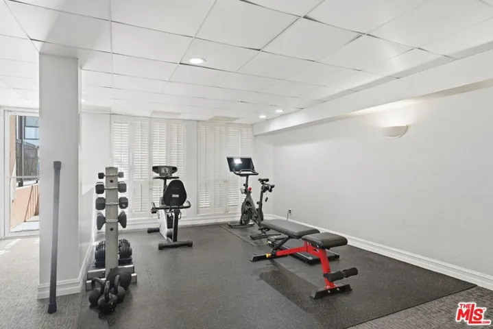 906 N Doheny Drive 221, West Hollywood, California 90069