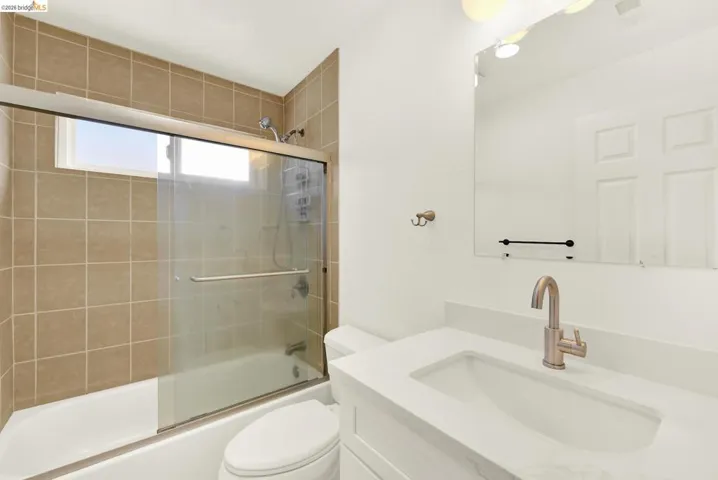 2764 10th St, San Pablo, California 94806