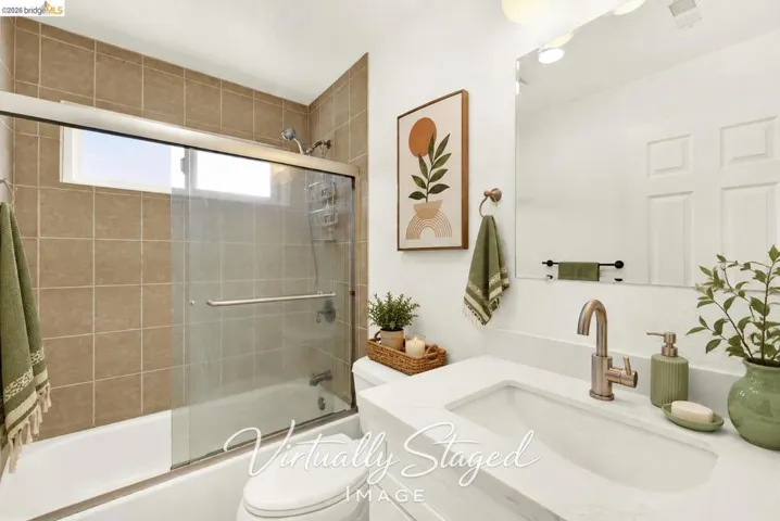 2764 10th St, San Pablo, California 94806