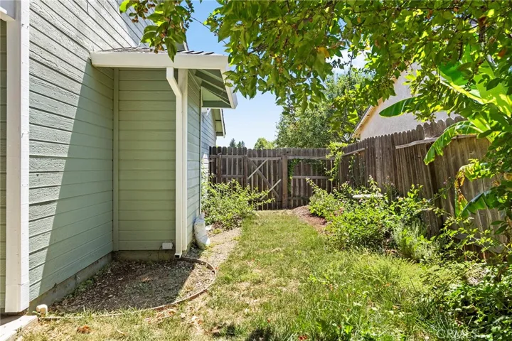 1015 Green Street, Willows, California 95988