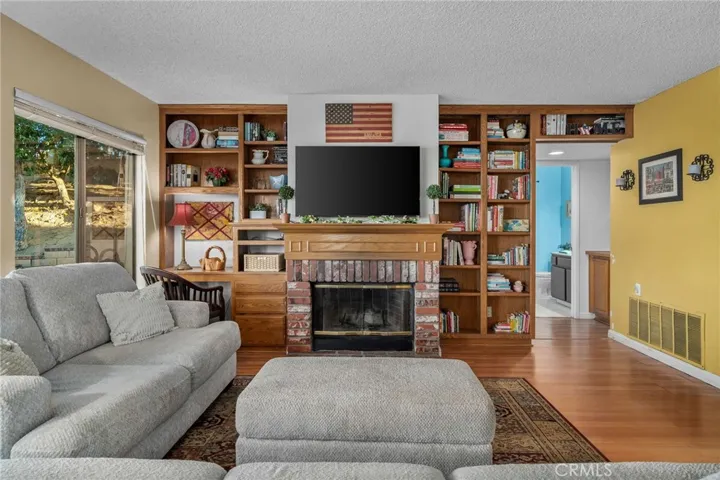 16584 Creekside, Riverside, California 92503