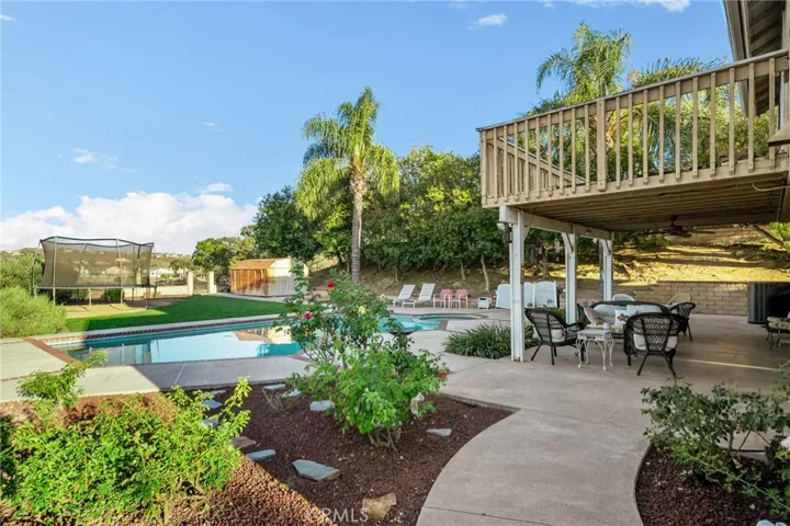 16584 Creekside, Riverside, California 92503