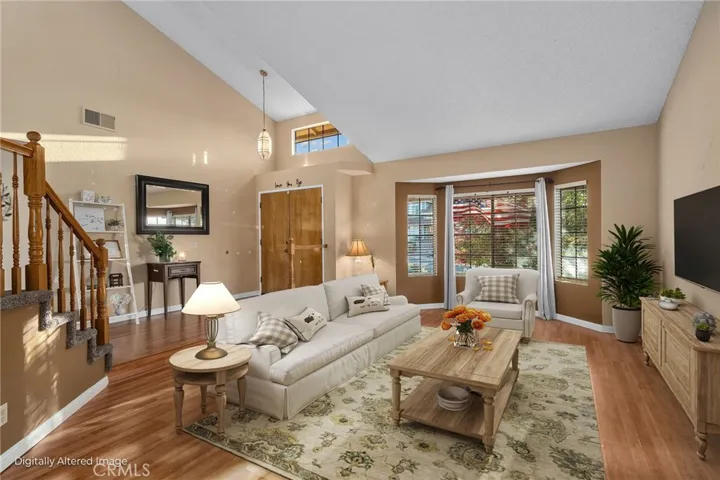 This room/ image has been virtually staged