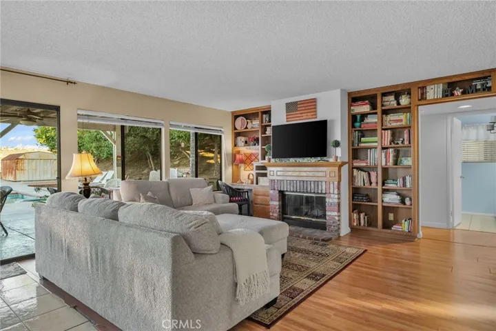 16584 Creekside, Riverside, California 92503