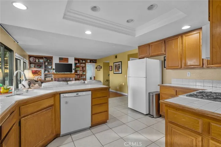 16584 Creekside, Riverside, California 92503