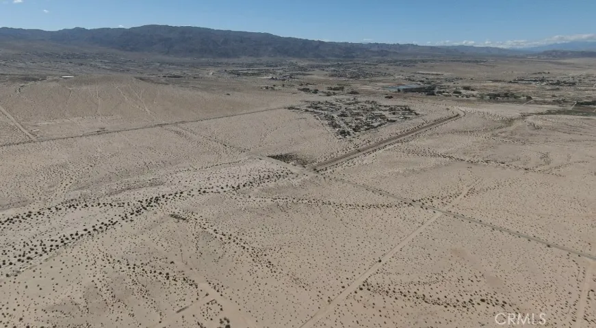 4453 Bagdad, 29 Palms, California 92277