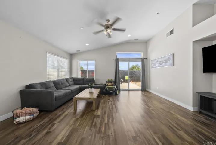 32435 Evening Primrose Trail, Campo, California 91906