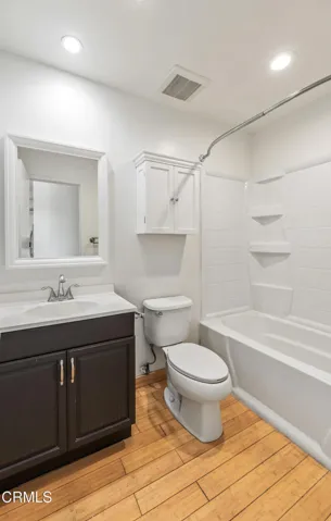 976 Miramonte #4 Web-22