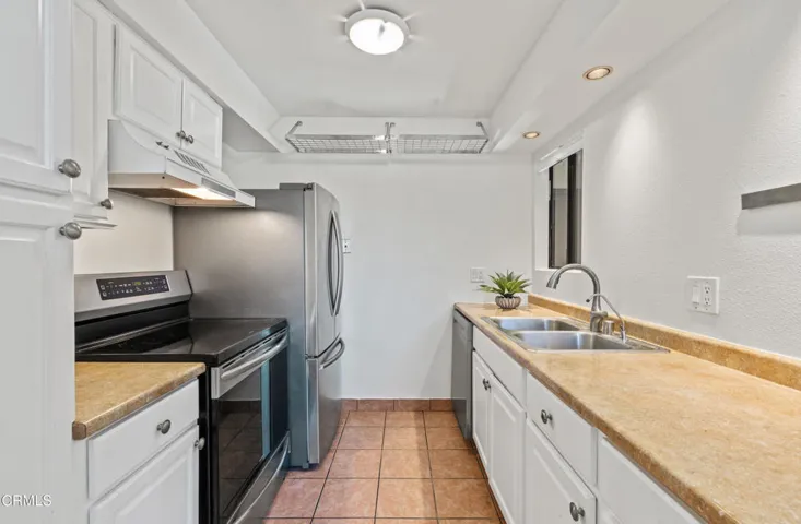 976 Miramonte #4 Web-20
