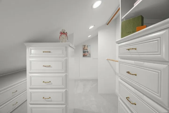 15217 Sobey Road, Saratoga, California 95070
